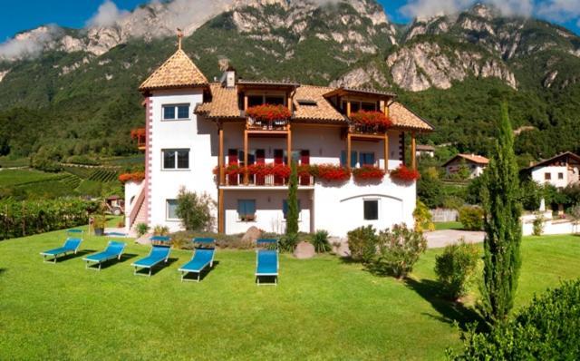 Апартаменты Santlhof - Sauvignon Кортачча Экстерьер фото